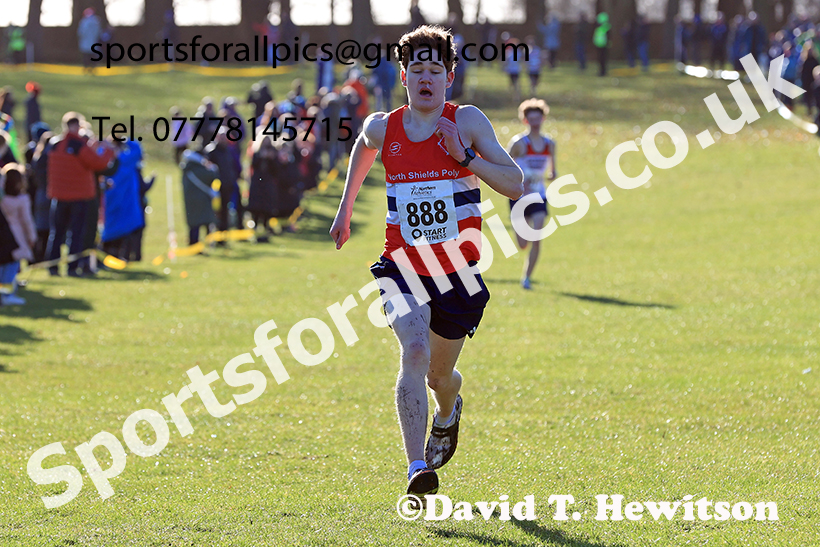 Mens under-17s 2025 Northern Cross Country Champs, Tatton Park, Knutsford, Cheshire. Photo: David T. Hewitson/Sports for All Pics